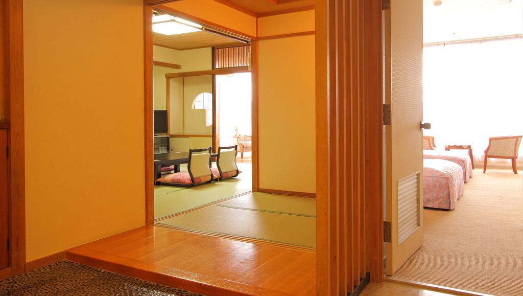 Hotel Hana Isawa Fuefuki Exterior photo